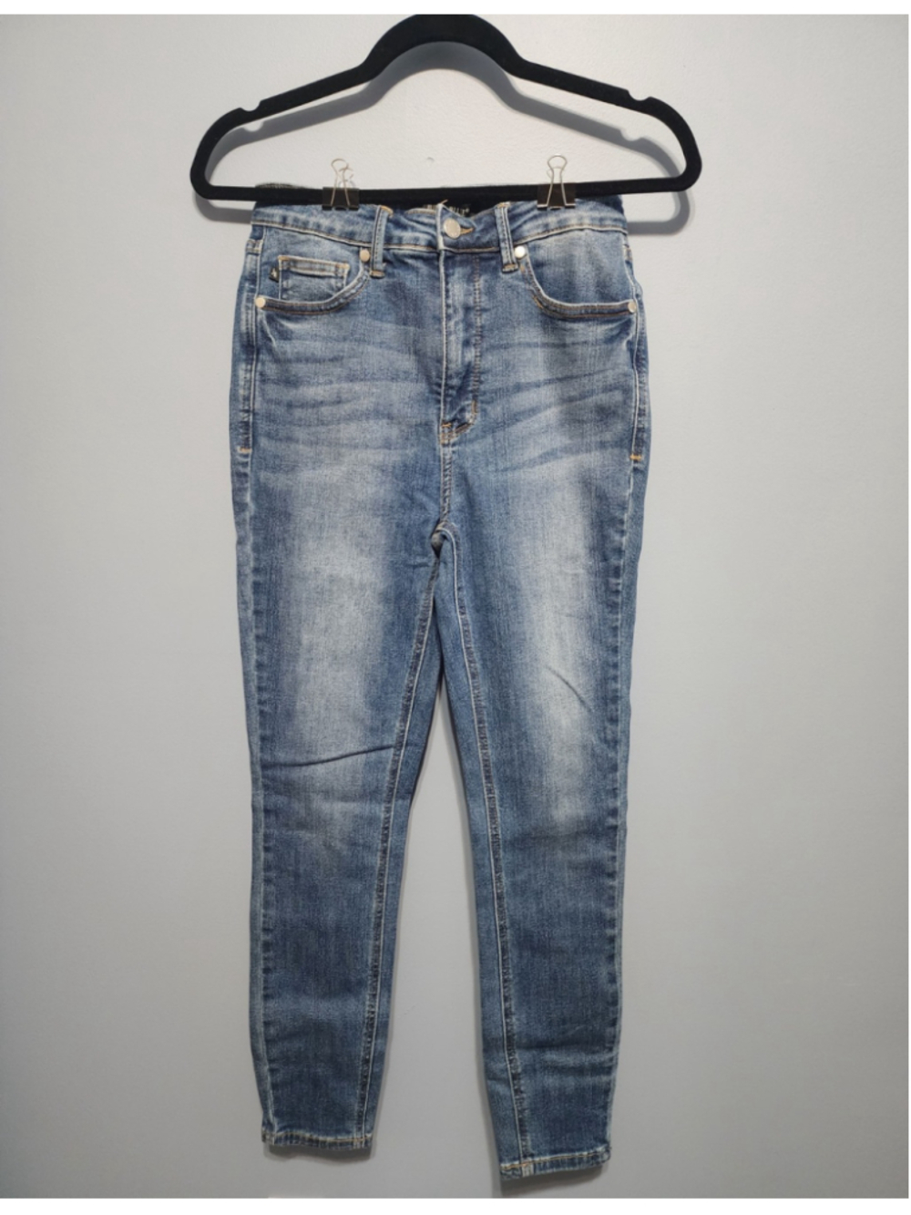 Judy Blue Los Angeles Women’s Skinny Blue Medium Wash Stretch Denim Jeans